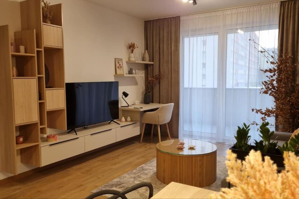 M&M2 Apartment Near Center With Free Parking - Ac Košice Exteriér fotografie