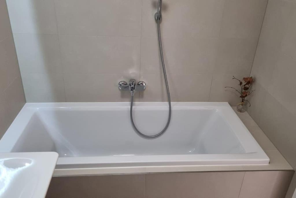 M&M2 Apartment Near Center With Free Parking - Ac Košice Exteriér fotografie