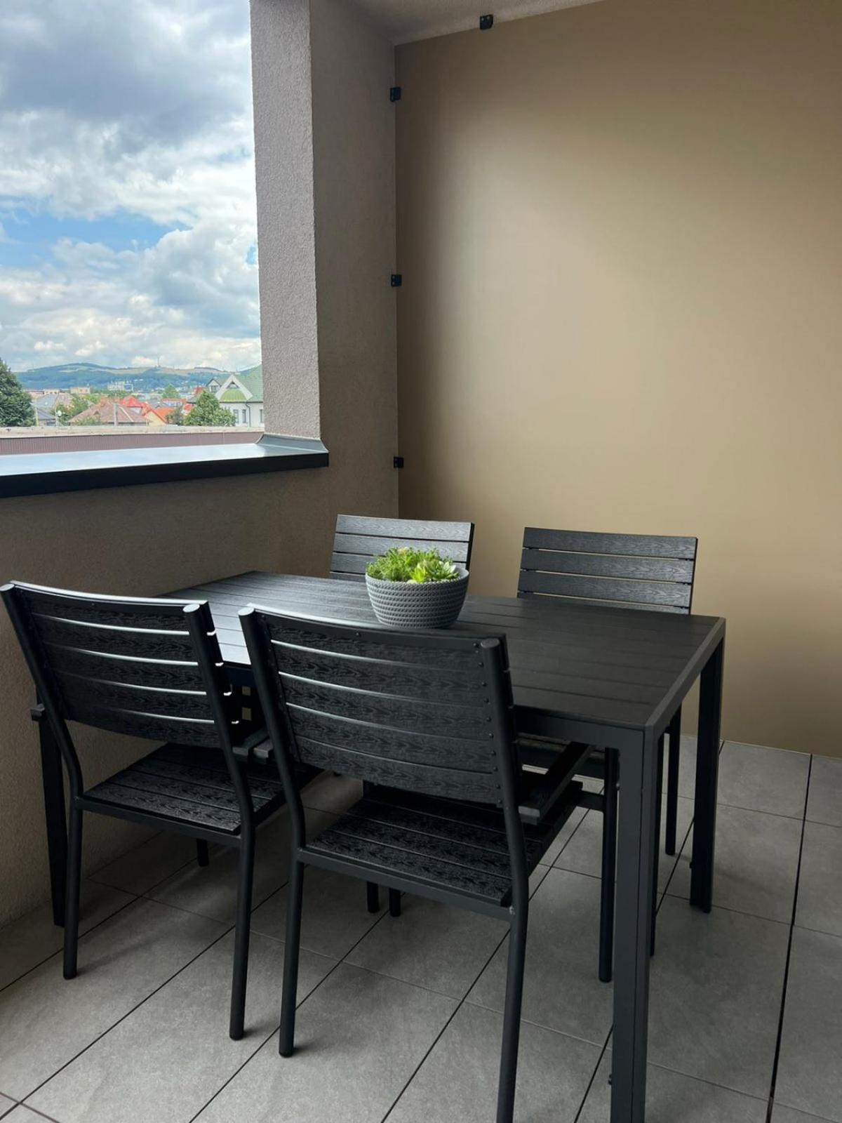 M&M2 Apartment Near Center With Free Parking - Ac Košice Exteriér fotografie